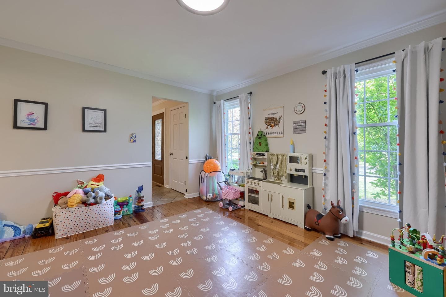 483 Woodcrest Drive photo 38