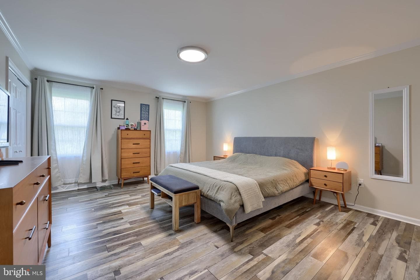 483 Woodcrest Drive photo 44