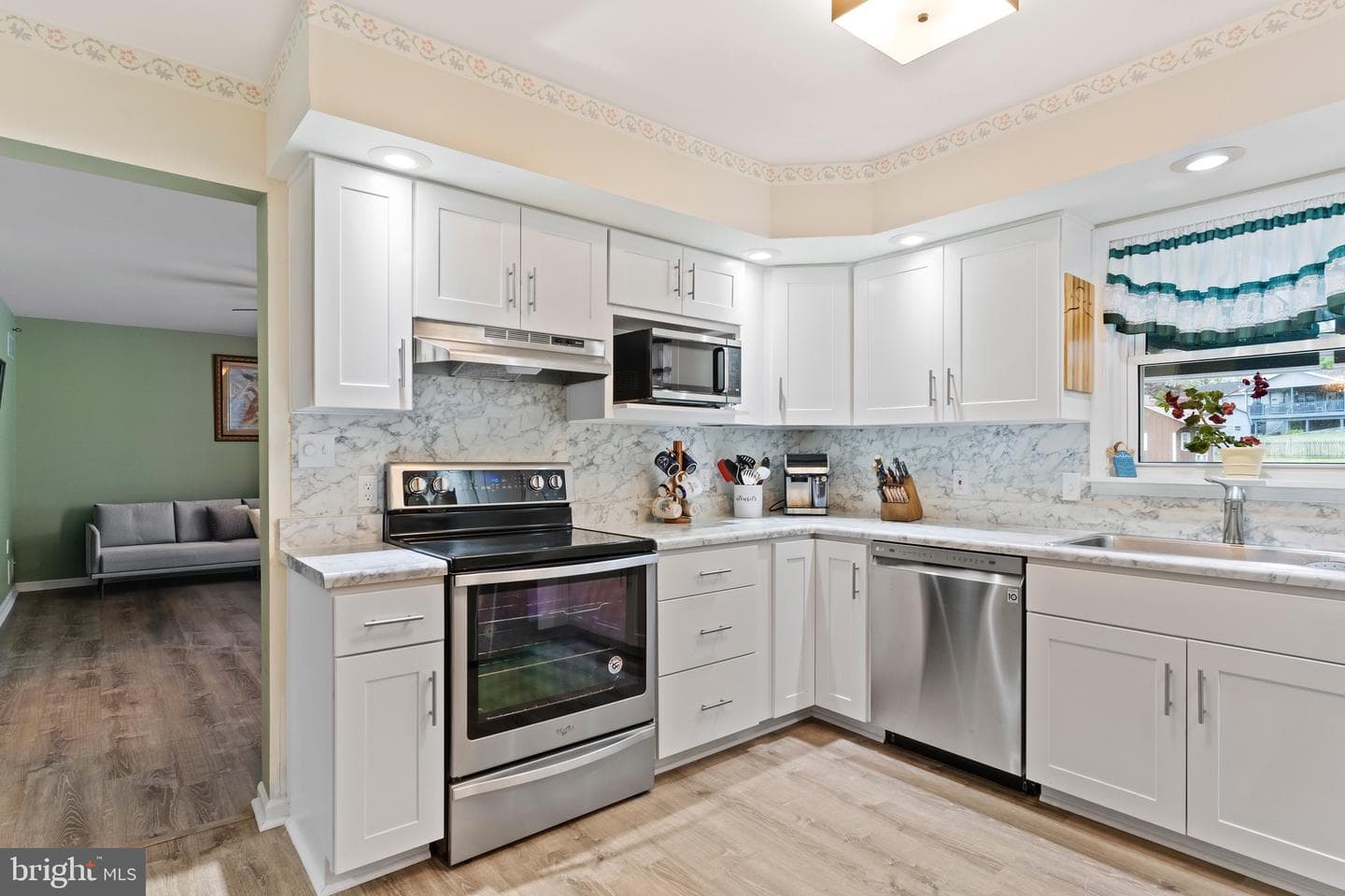 112 Dogwood Drive photo 4