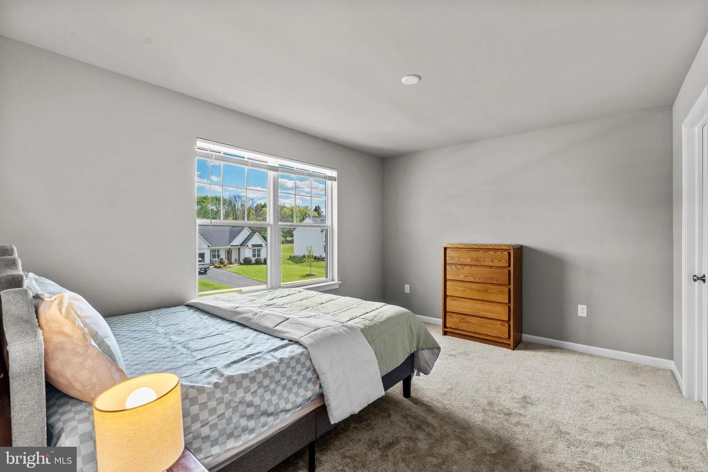 875 Ashfield Drive photo 26