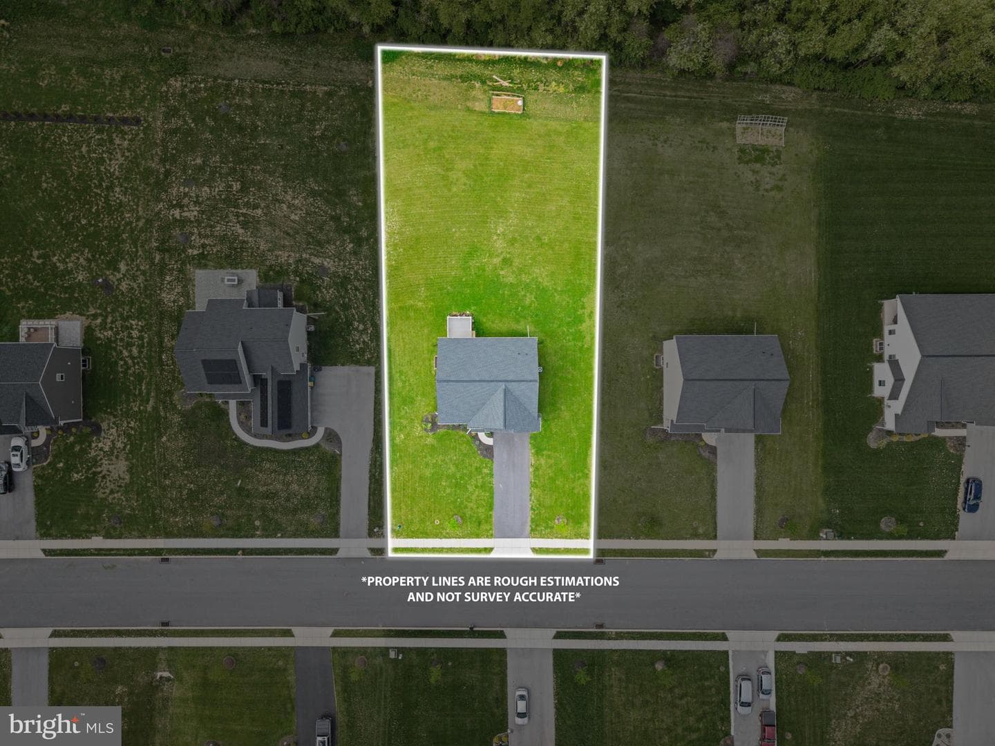 875 Ashfield Drive photo 32