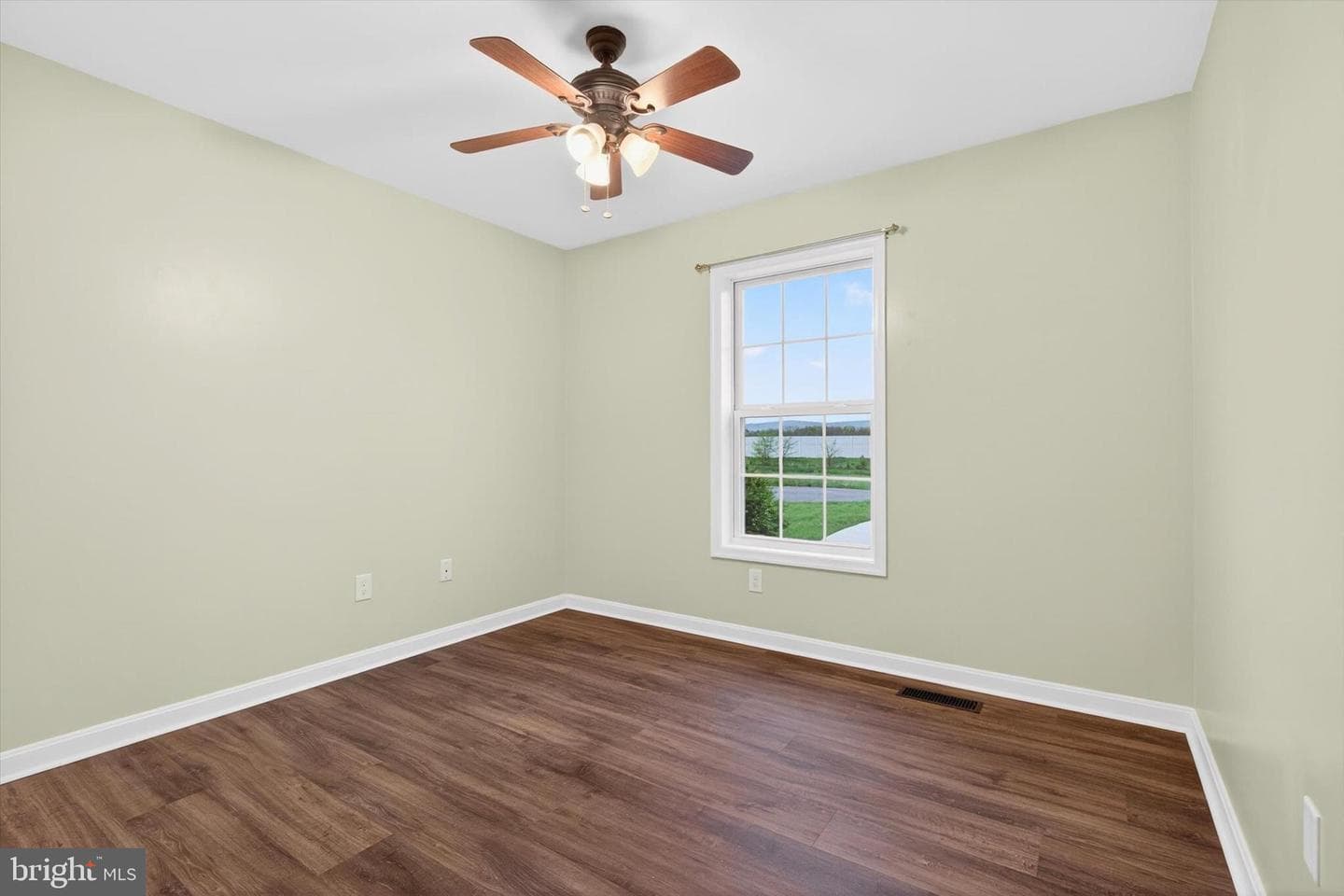 23 Princeton Drive photo 24