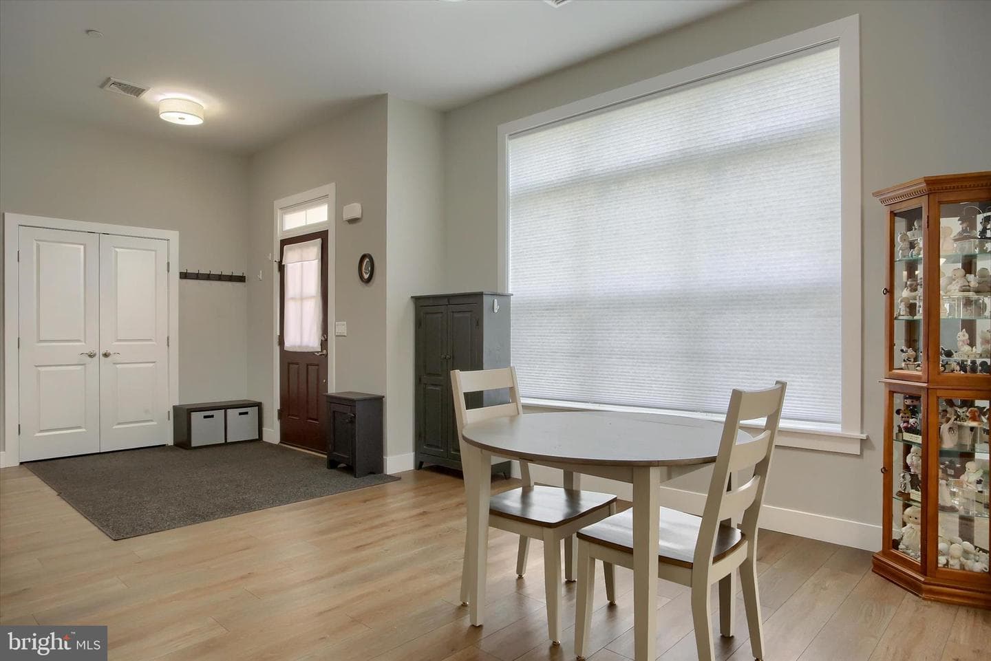 736 Aurora Drive photo 9