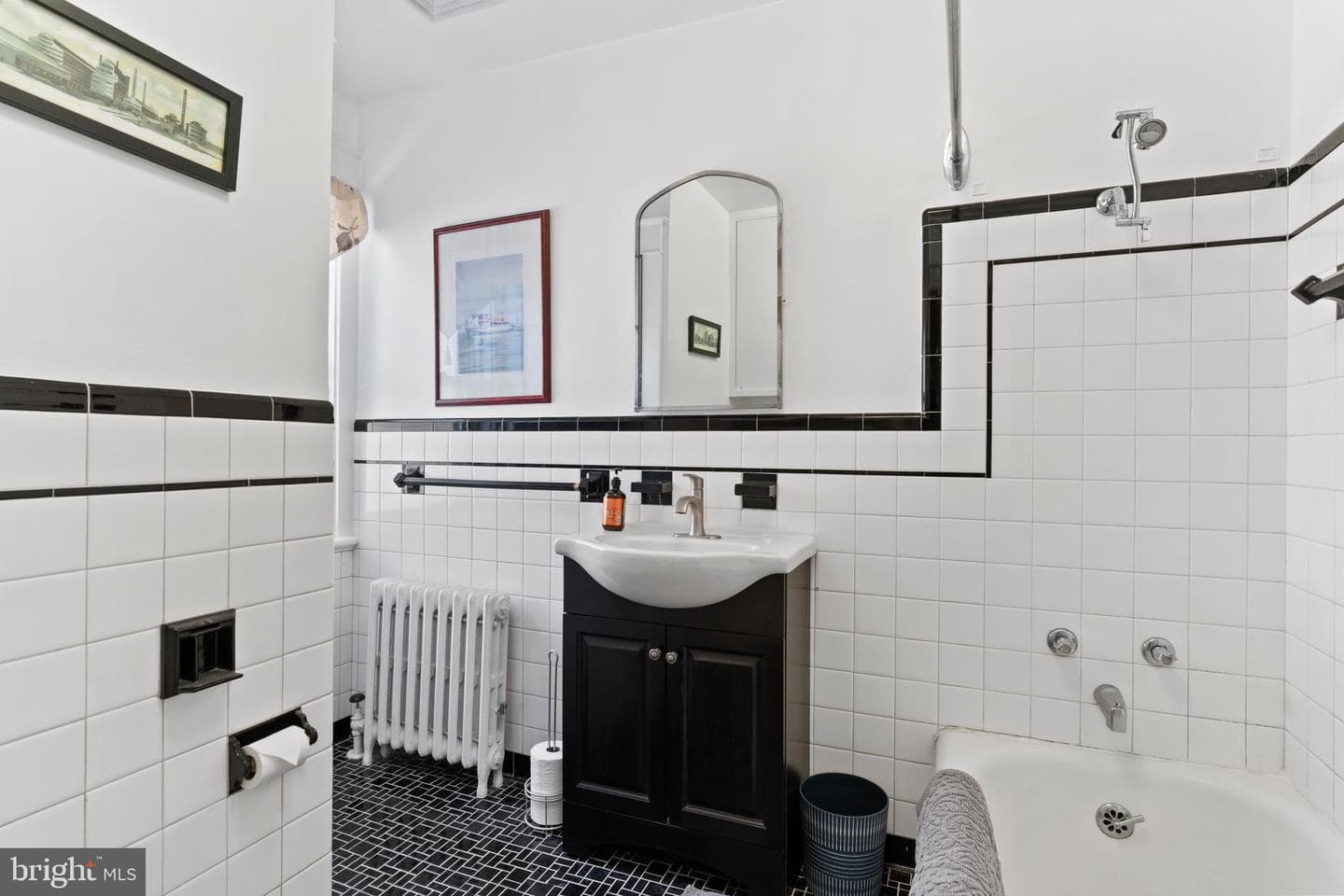 318 N Front Street photo 40