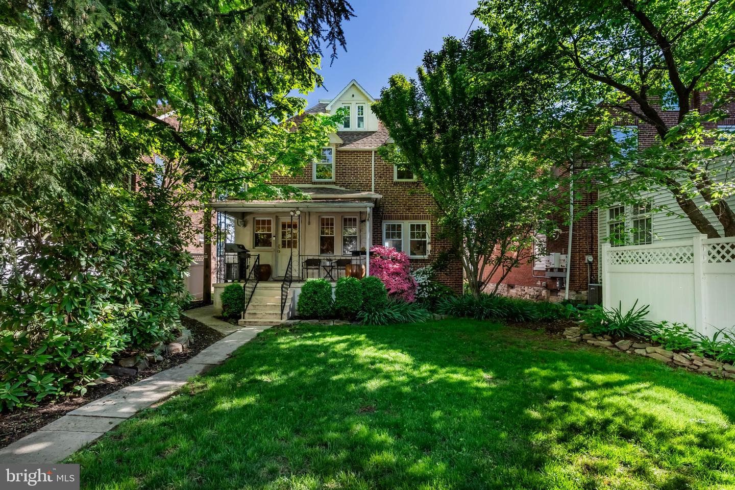 318 N Front Street photo 42