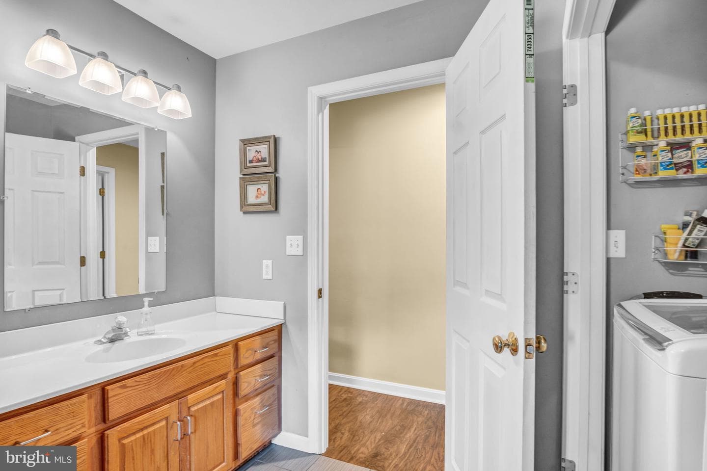 55 Ridge Avenue photo 18