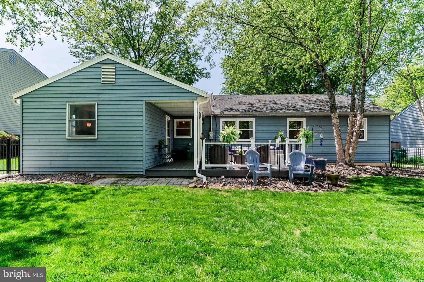 529 Fairway Drive photo 2