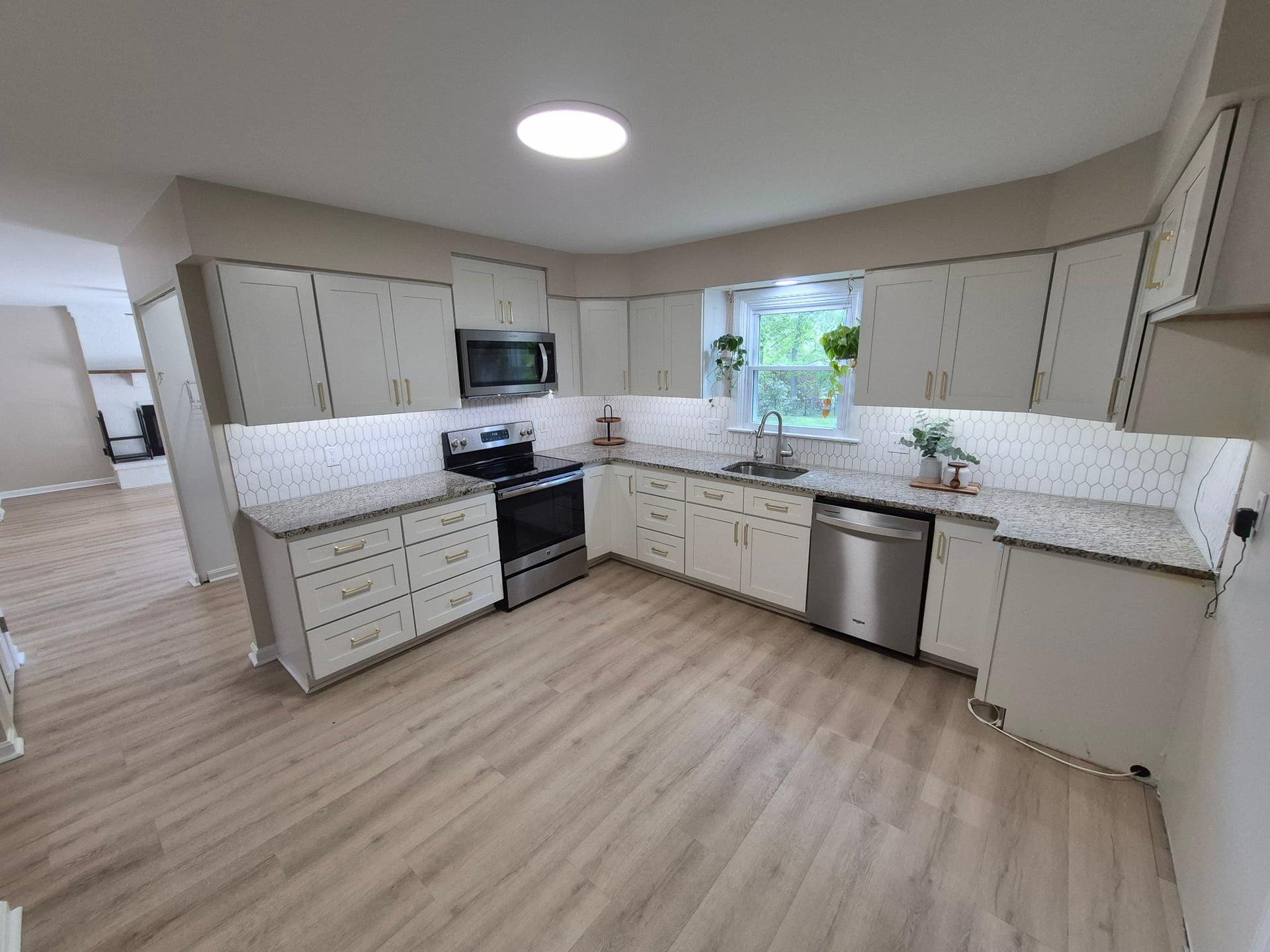 1406 Princeton Road photo 16