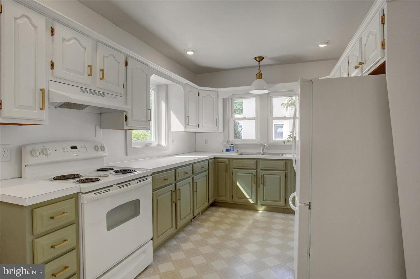 225 Pine Road photo 12
