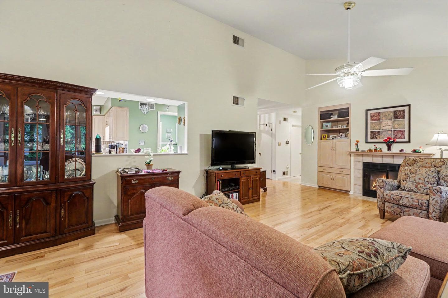 82 Fairway Drive photo 4