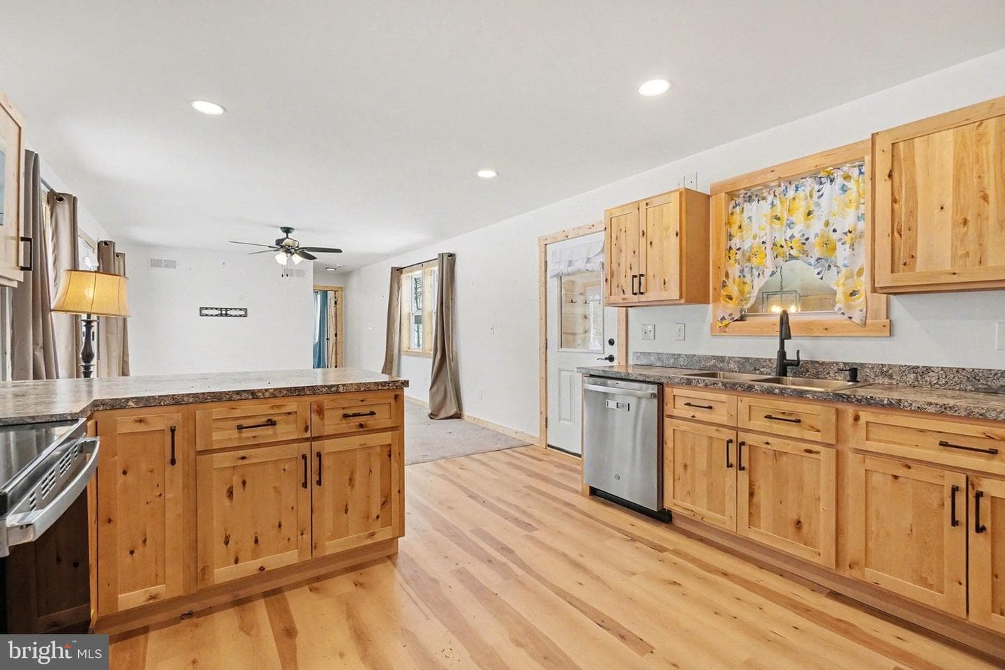 490 Shed Road photo 11