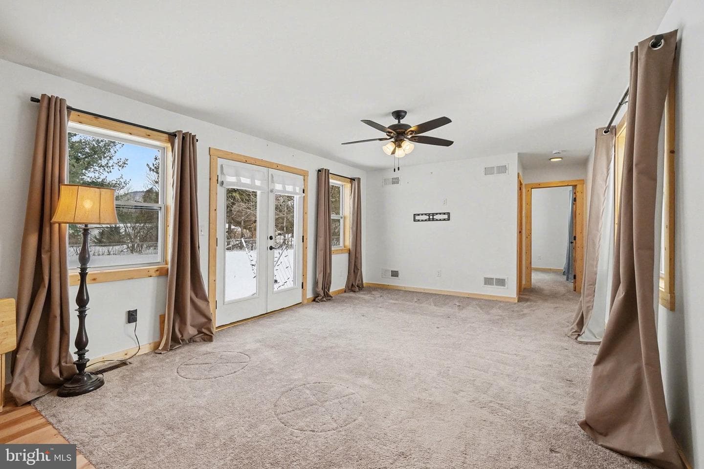 490 Shed Road photo 4