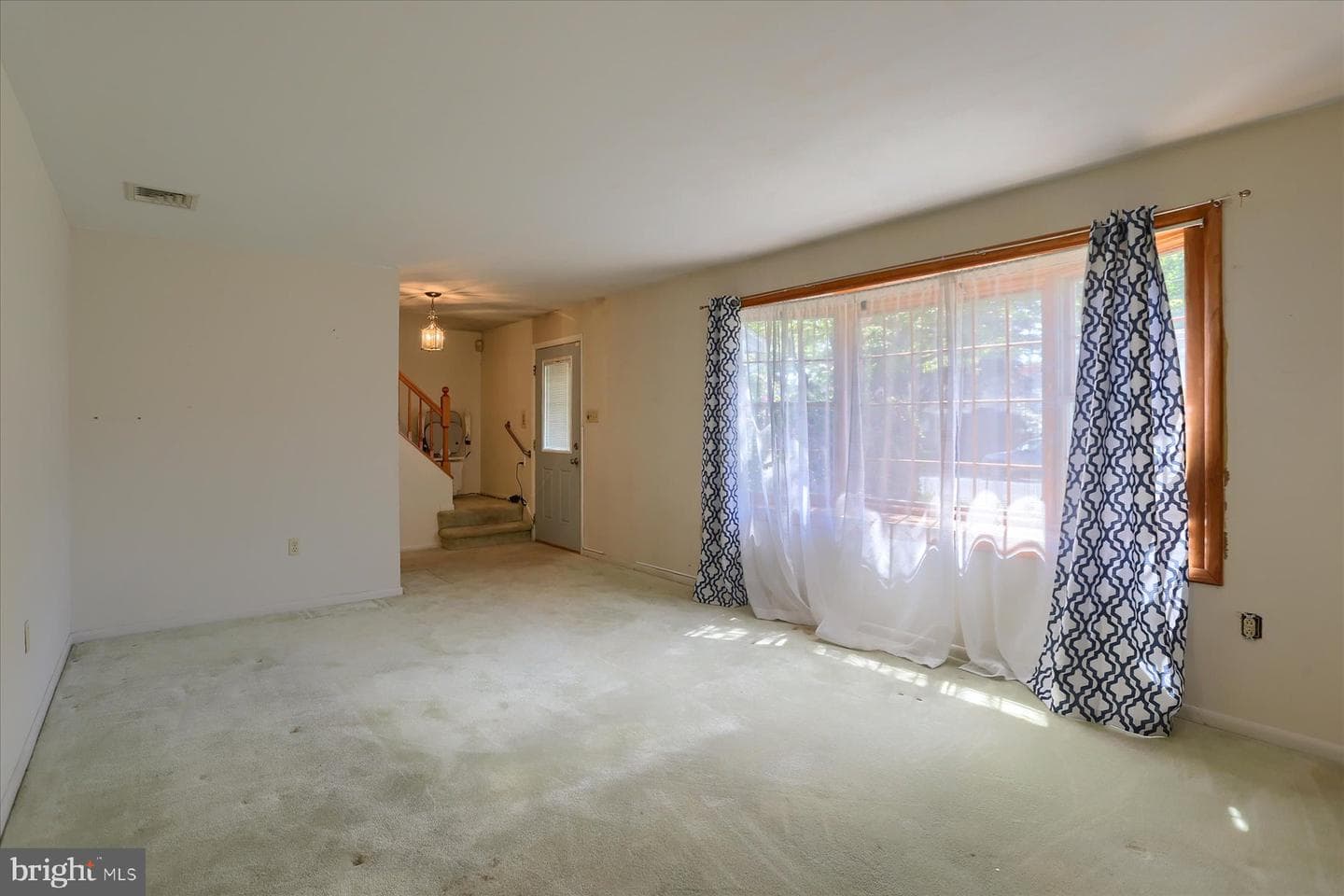 1109 Cocklin Street photo 2