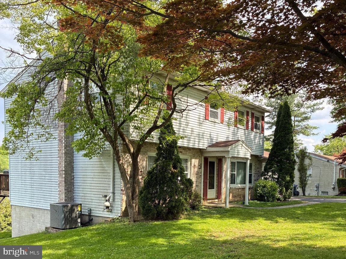 504 Spring House Road photo 2