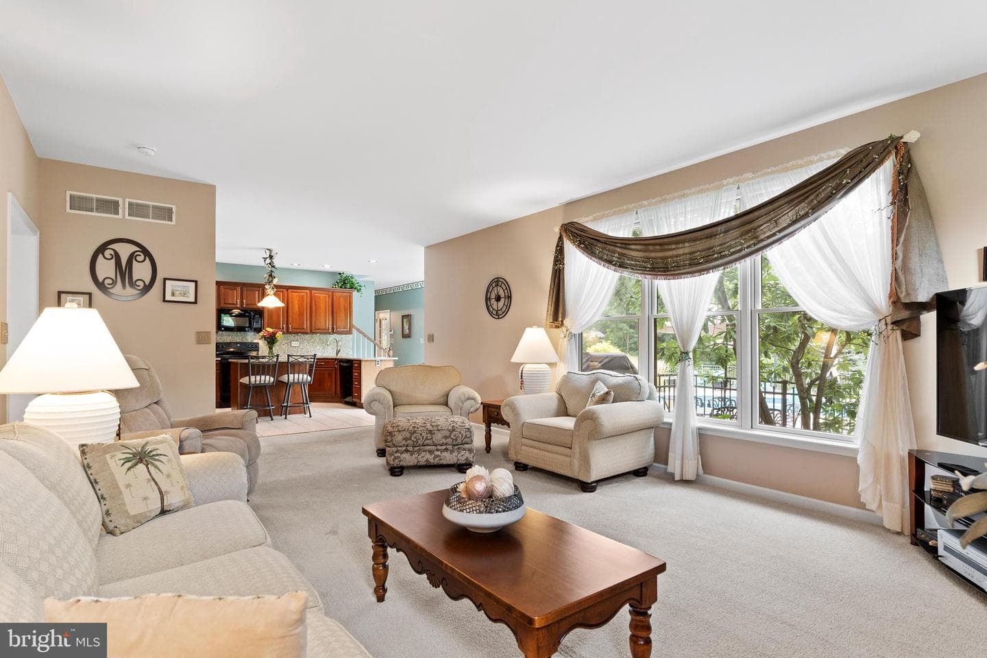 1826 Signal Hill Drive photo 18