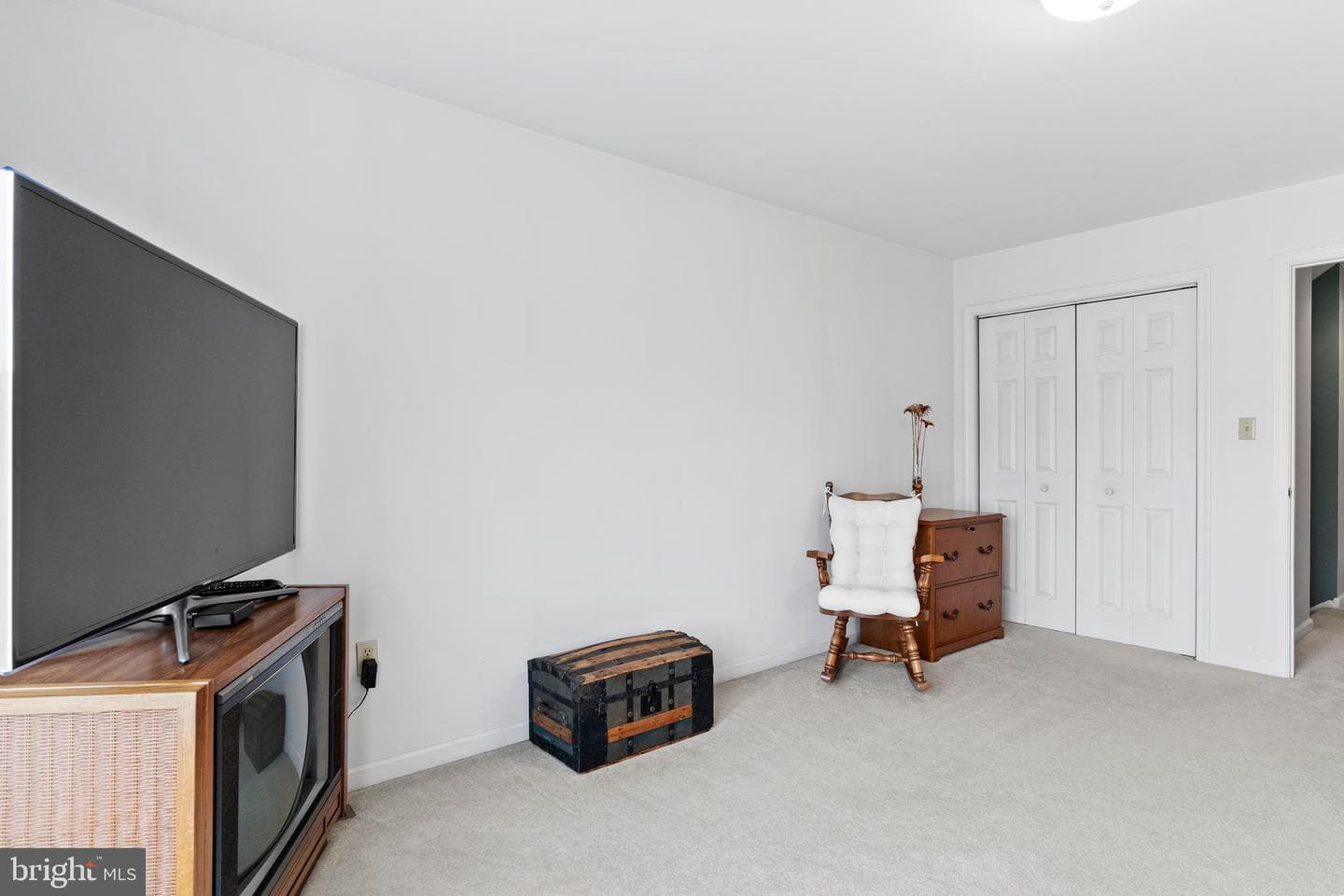 1826 Signal Hill Drive photo 38