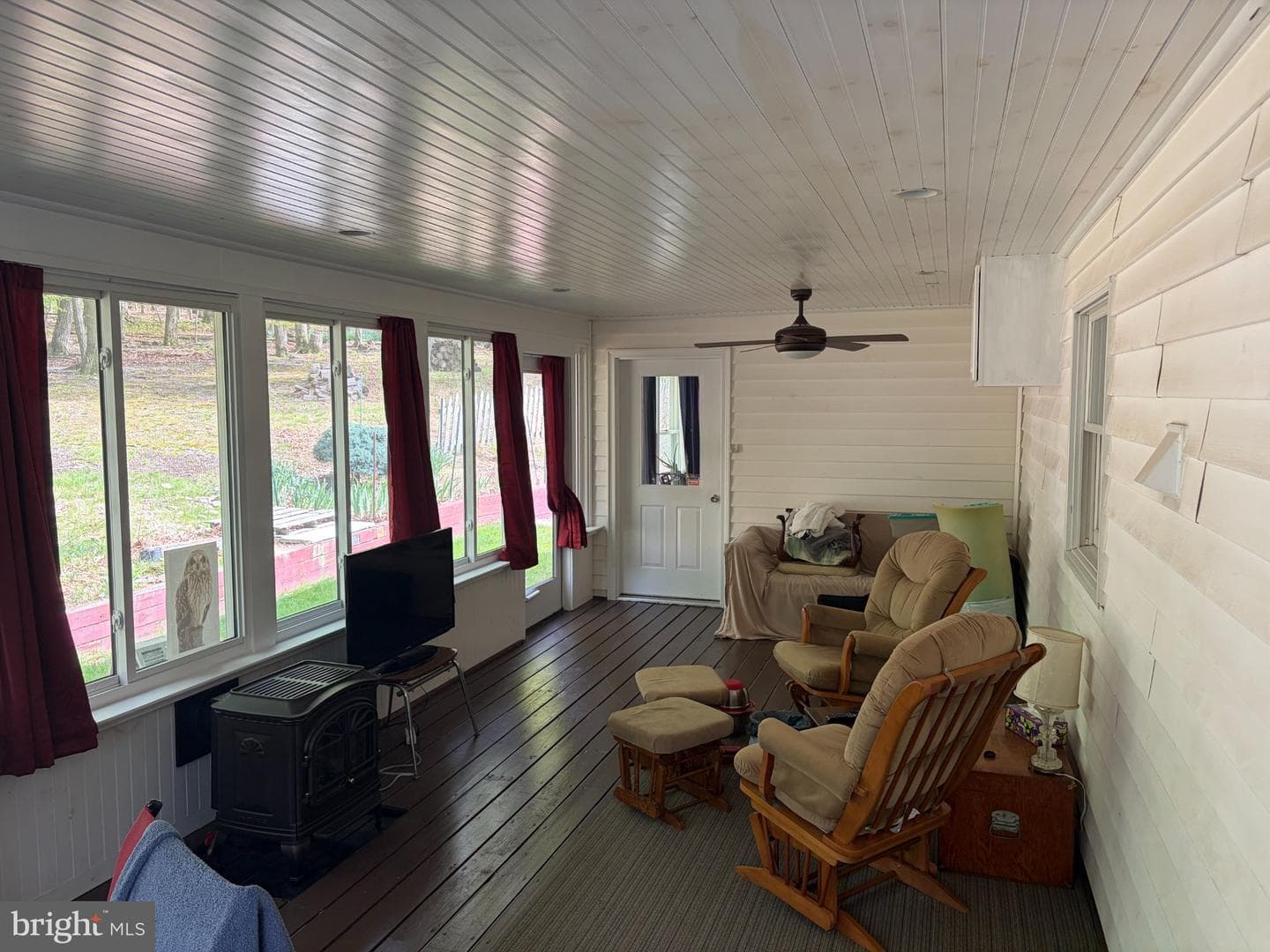 1231 Lindy Terrace photo 17