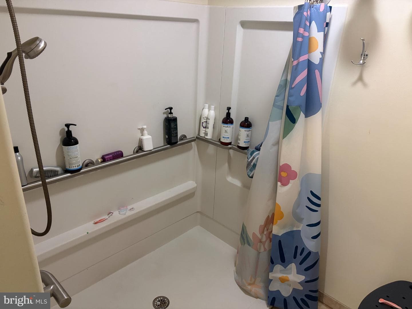 1231 Lindy Terrace photo 7