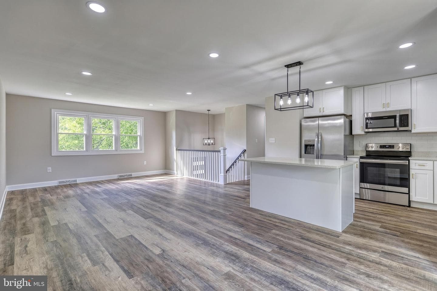 421 Fairway Drive photo 12