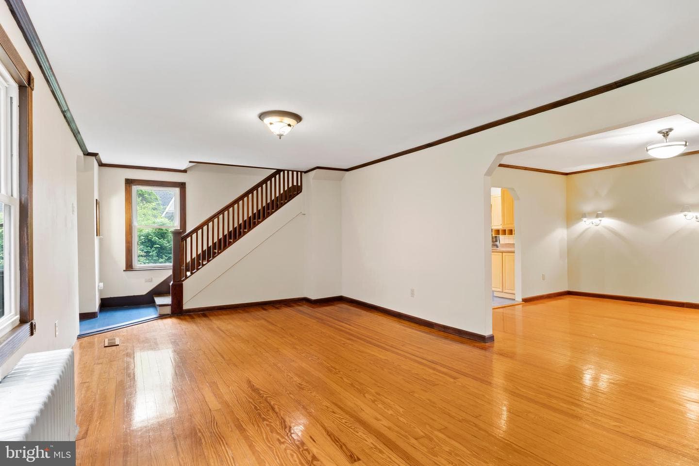 120 Yates St photo 10