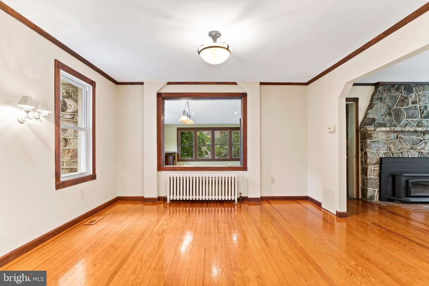 120 Yates St photo 14