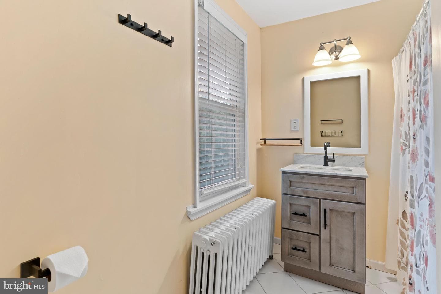 120 Yates St photo 32