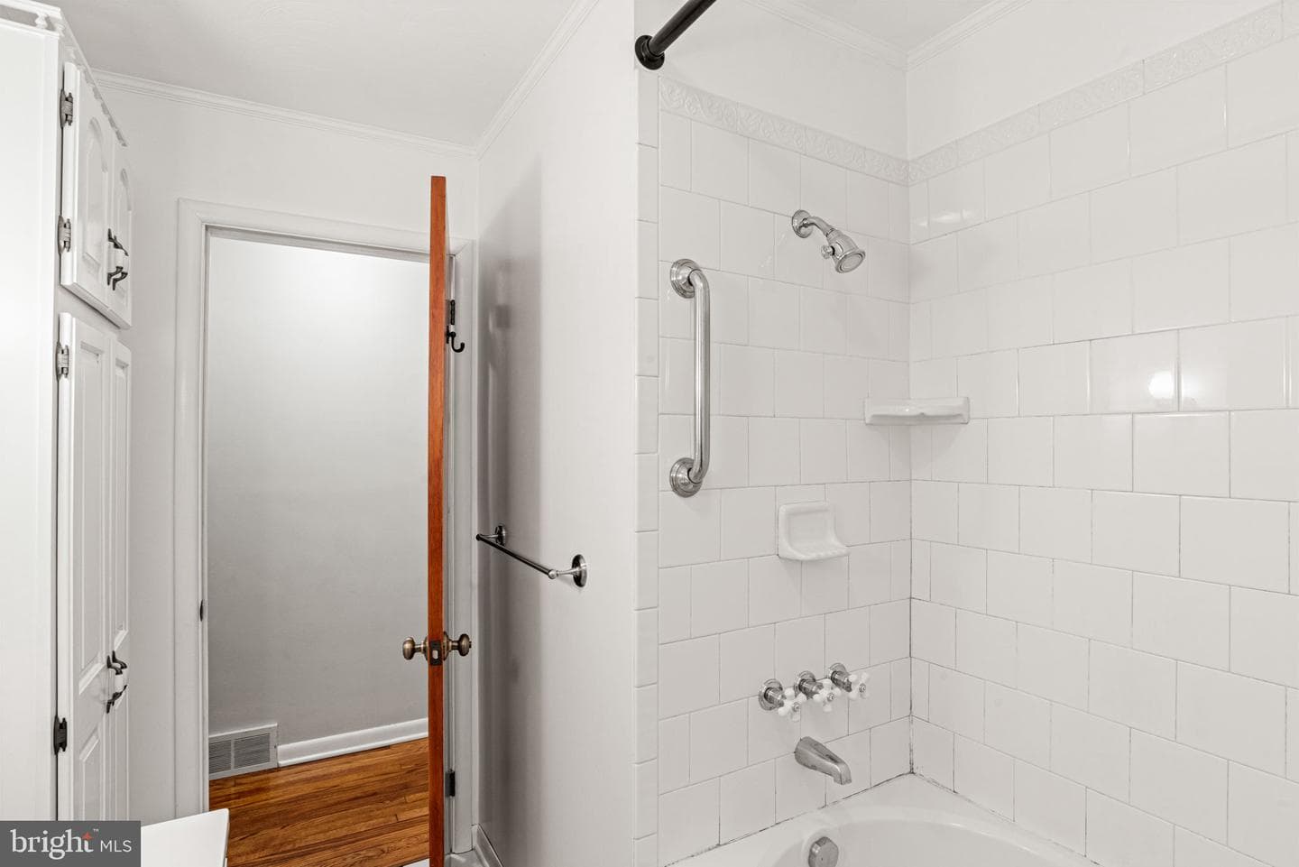 18 Chestnut Street photo 14