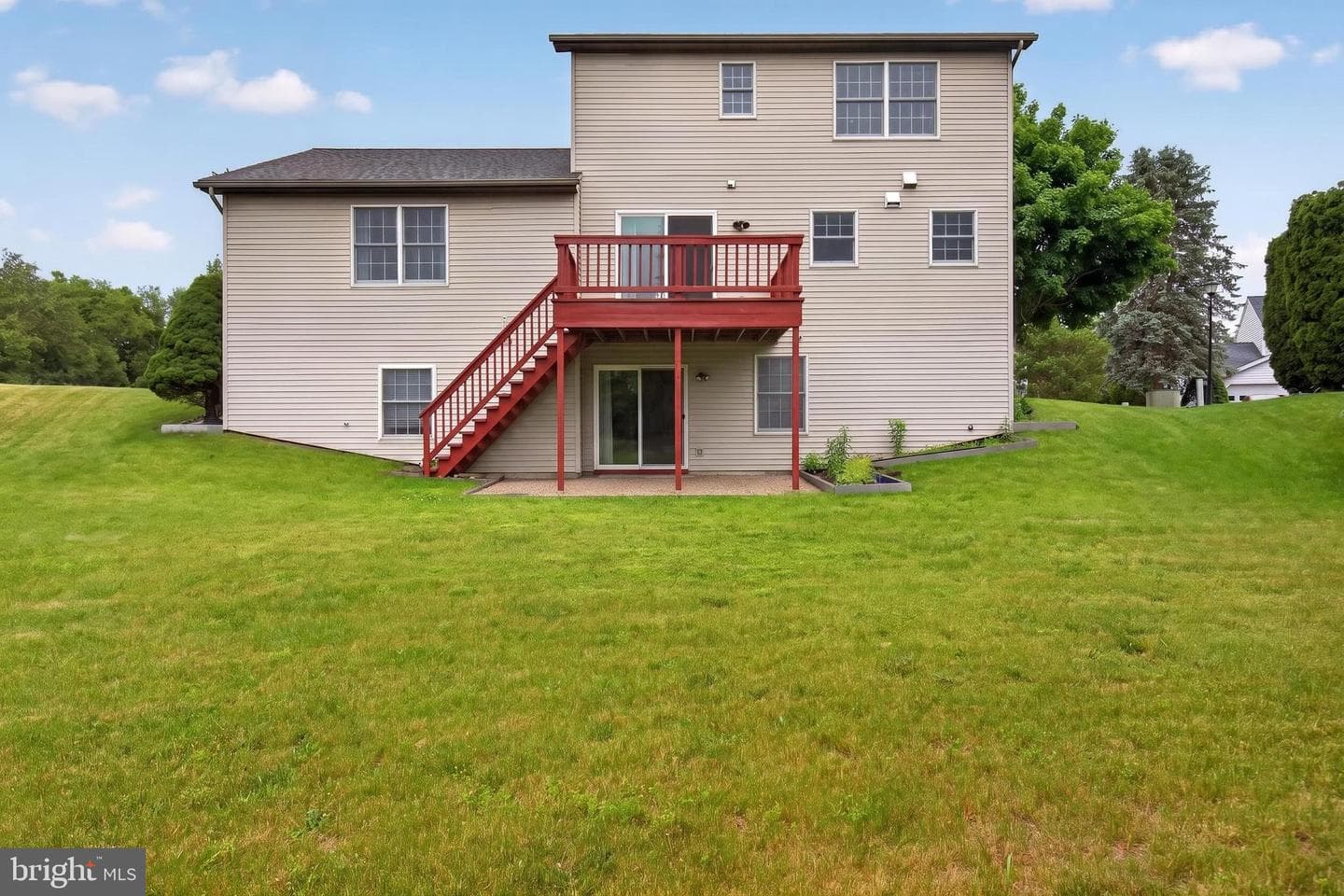 2 Windsor Way photo 31
