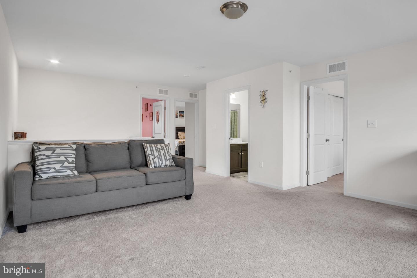 65 Simon Court photo 24
