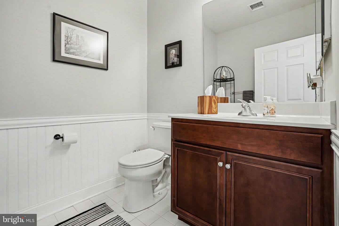 254 Colonial Drive photo 4