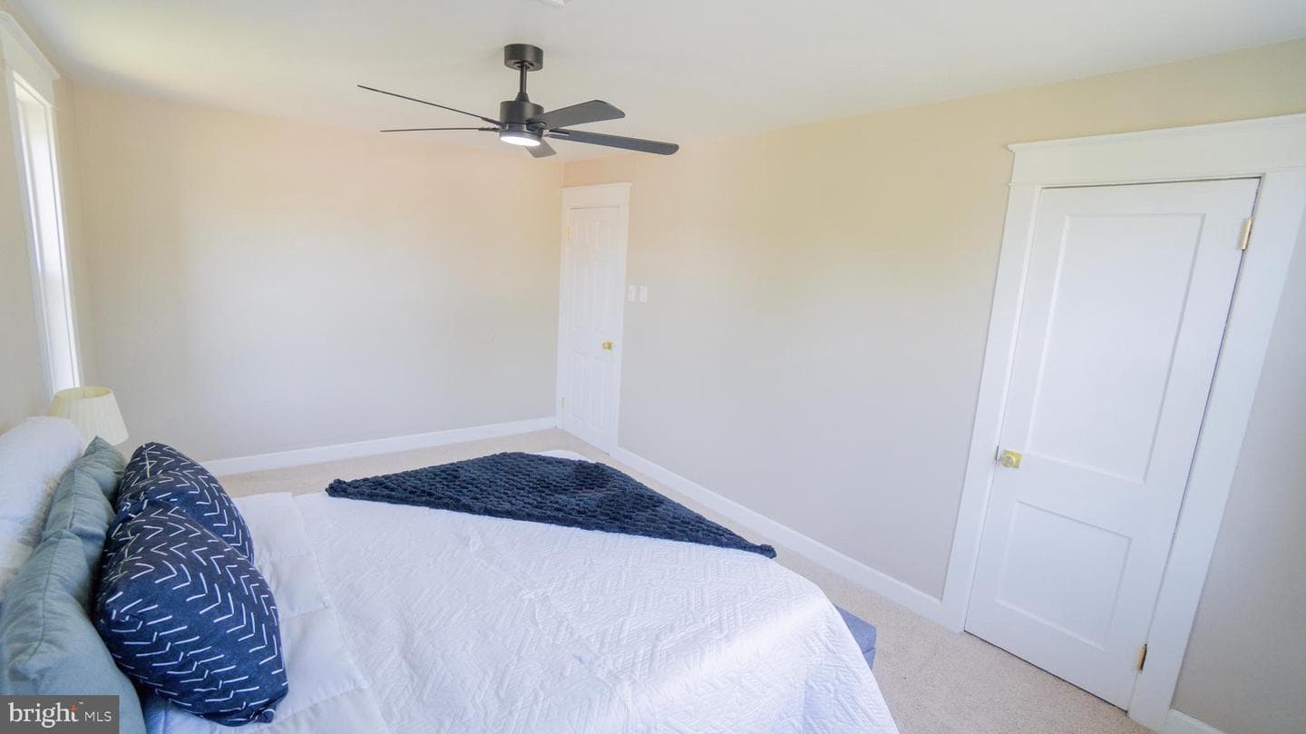 9 Oakwood Circle photo 21