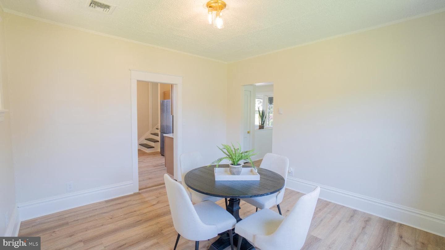 9 Oakwood Circle photo 9