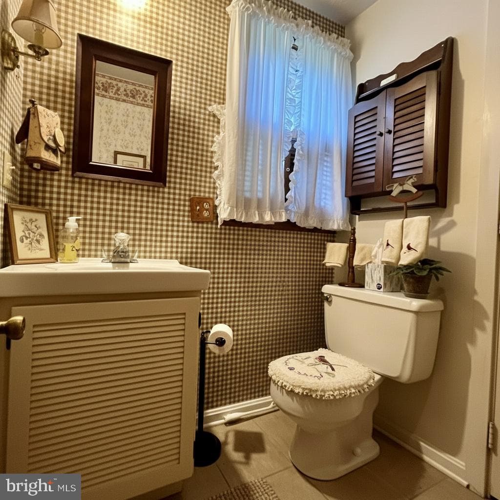 516 N Earl Street photo 9