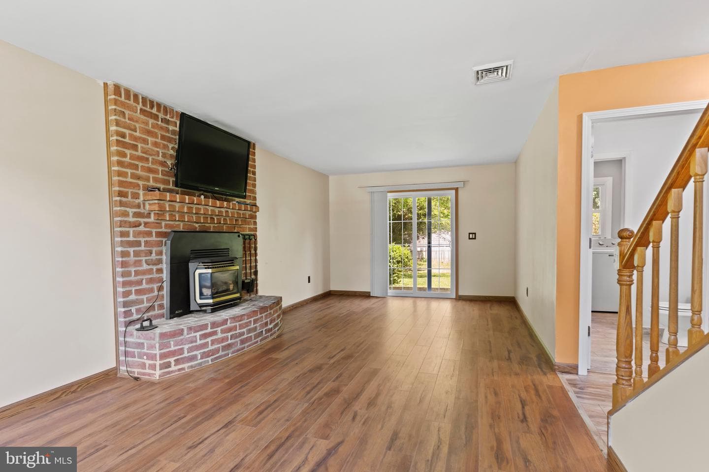 4831 Charles Road photo 17
