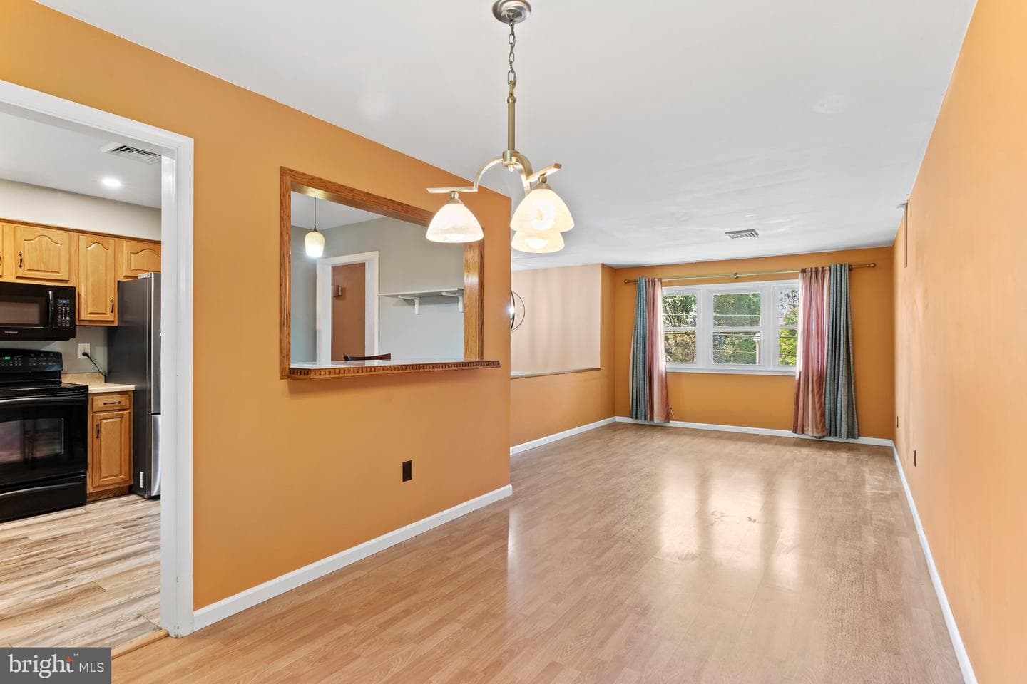 4831 Charles Road photo 8
