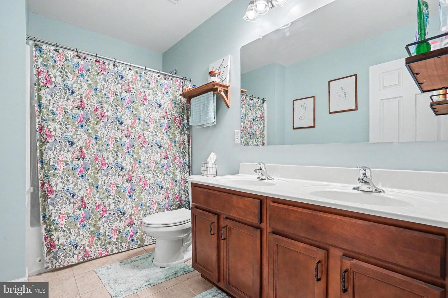 18 Oyster Bay Drive photo 28