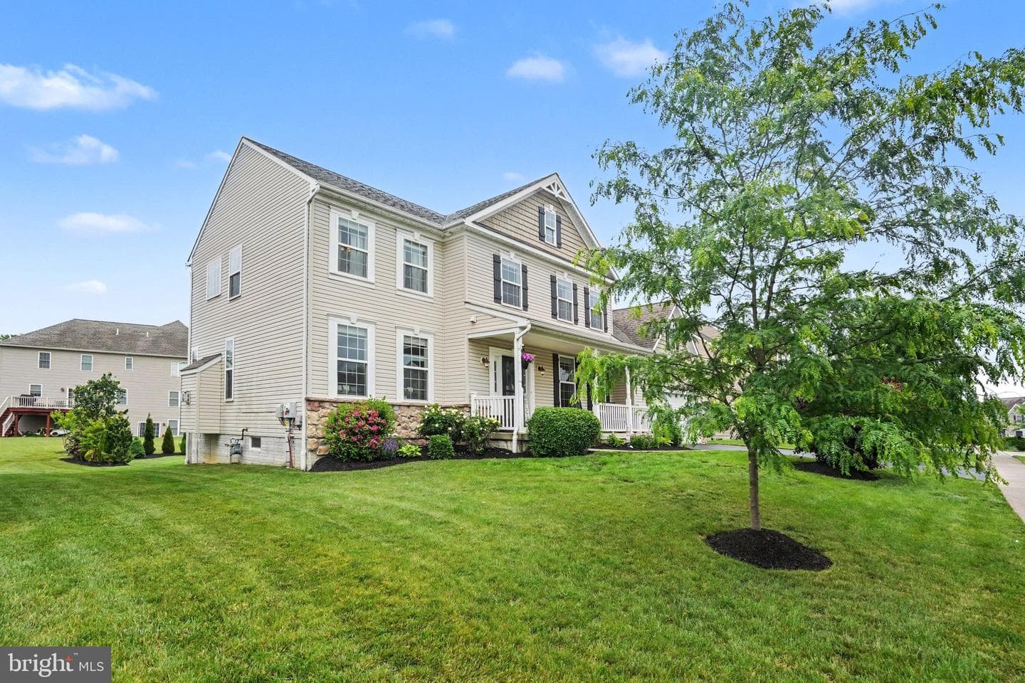 18 Oyster Bay Drive photo 35