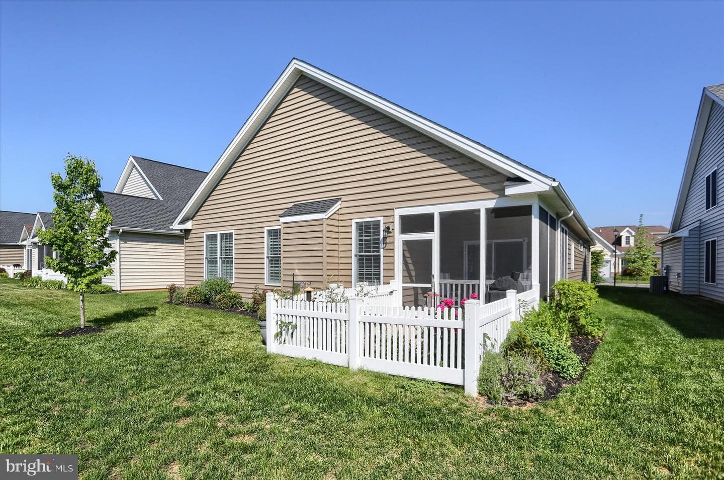 411 General Drive photo 42