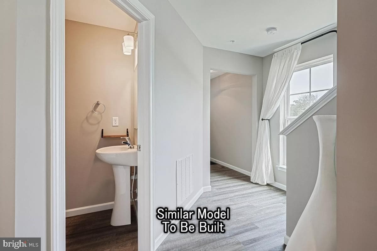 2215 Hampden Court #lot 23 photo 5