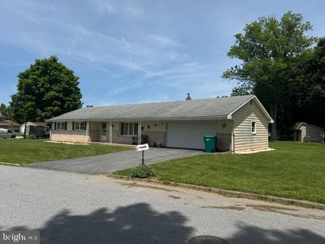 200 Oak Dr photo 3