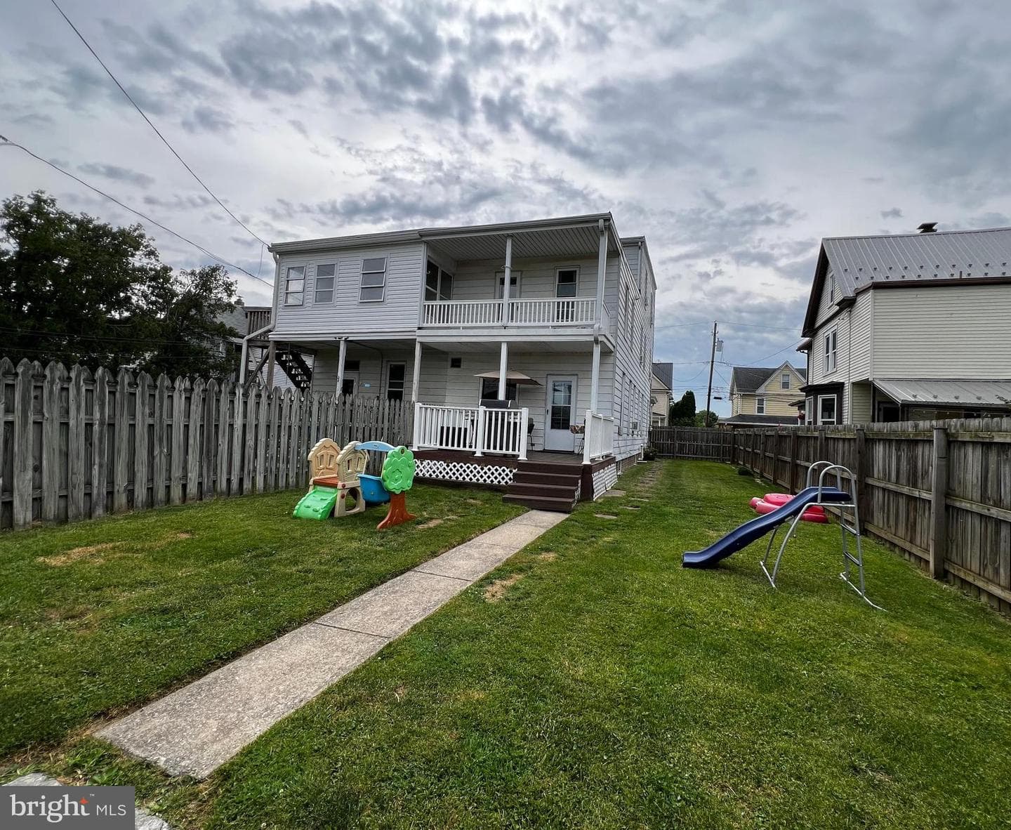 317 6th Street photo 31