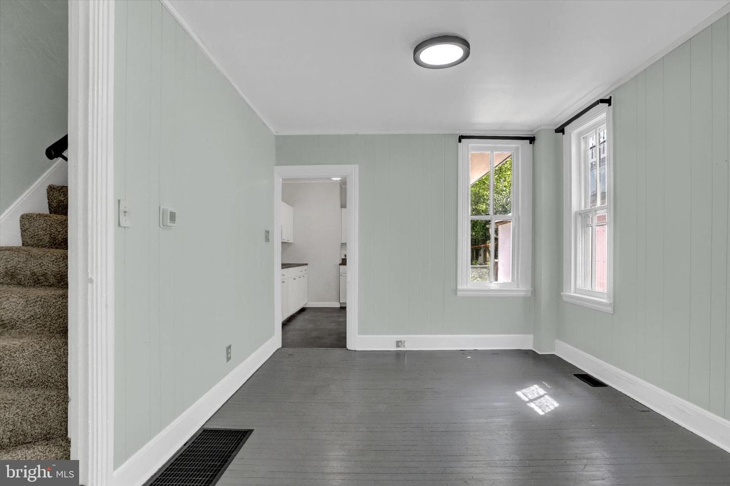 256 E Louther Street photo 6