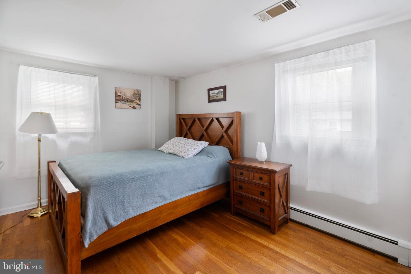 906 Herman Drive photo 12
