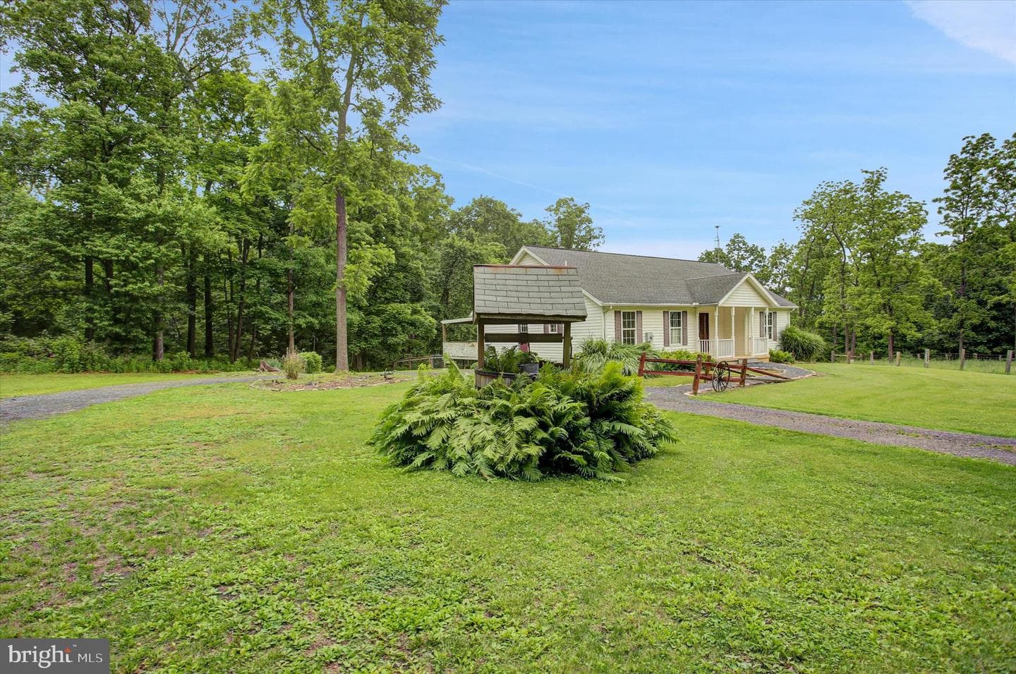 89 Stony Lane photo 3
