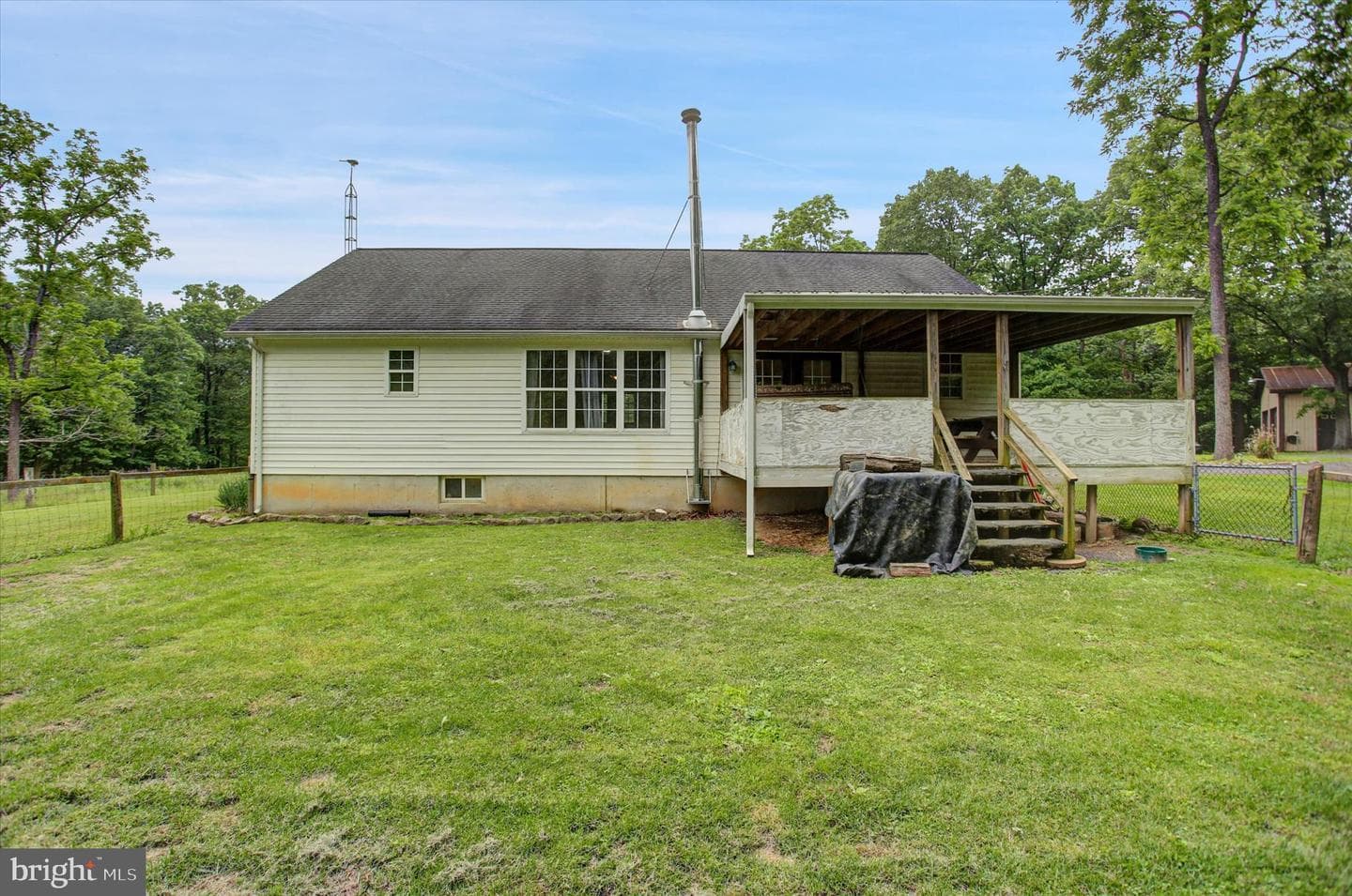 89 Stony Lane photo 42