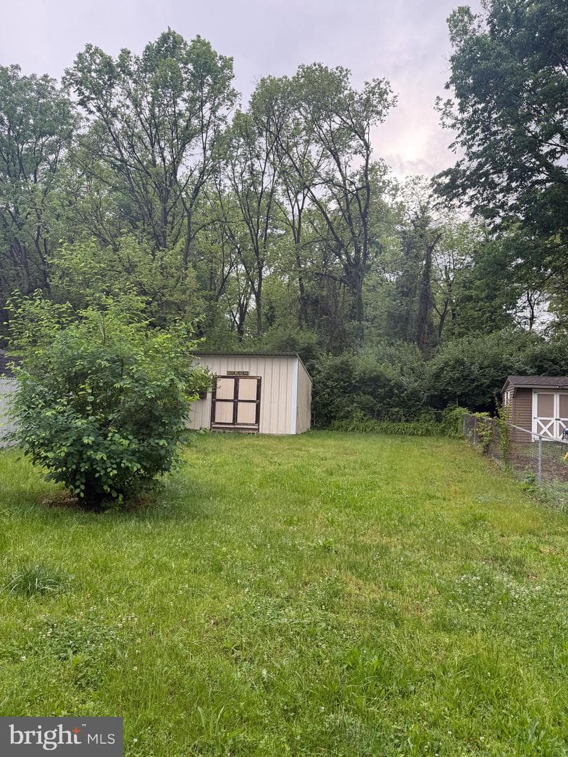 349 W Ridge Street photo 10