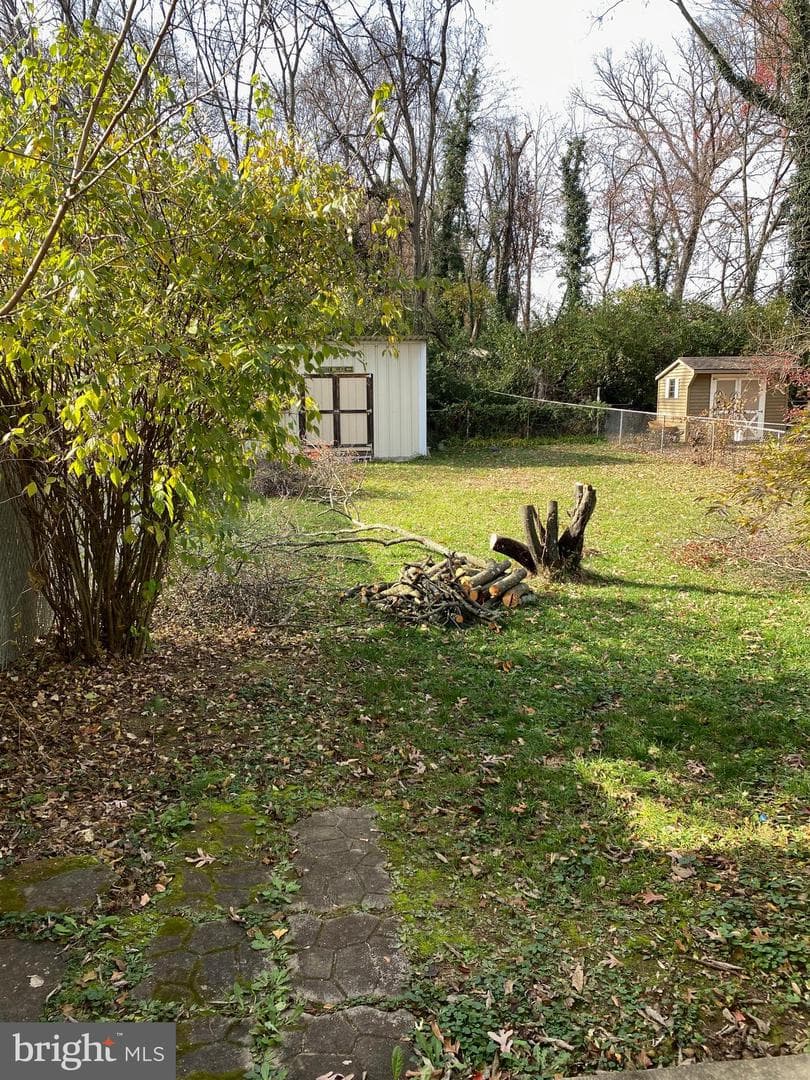 349 W Ridge Street photo 22