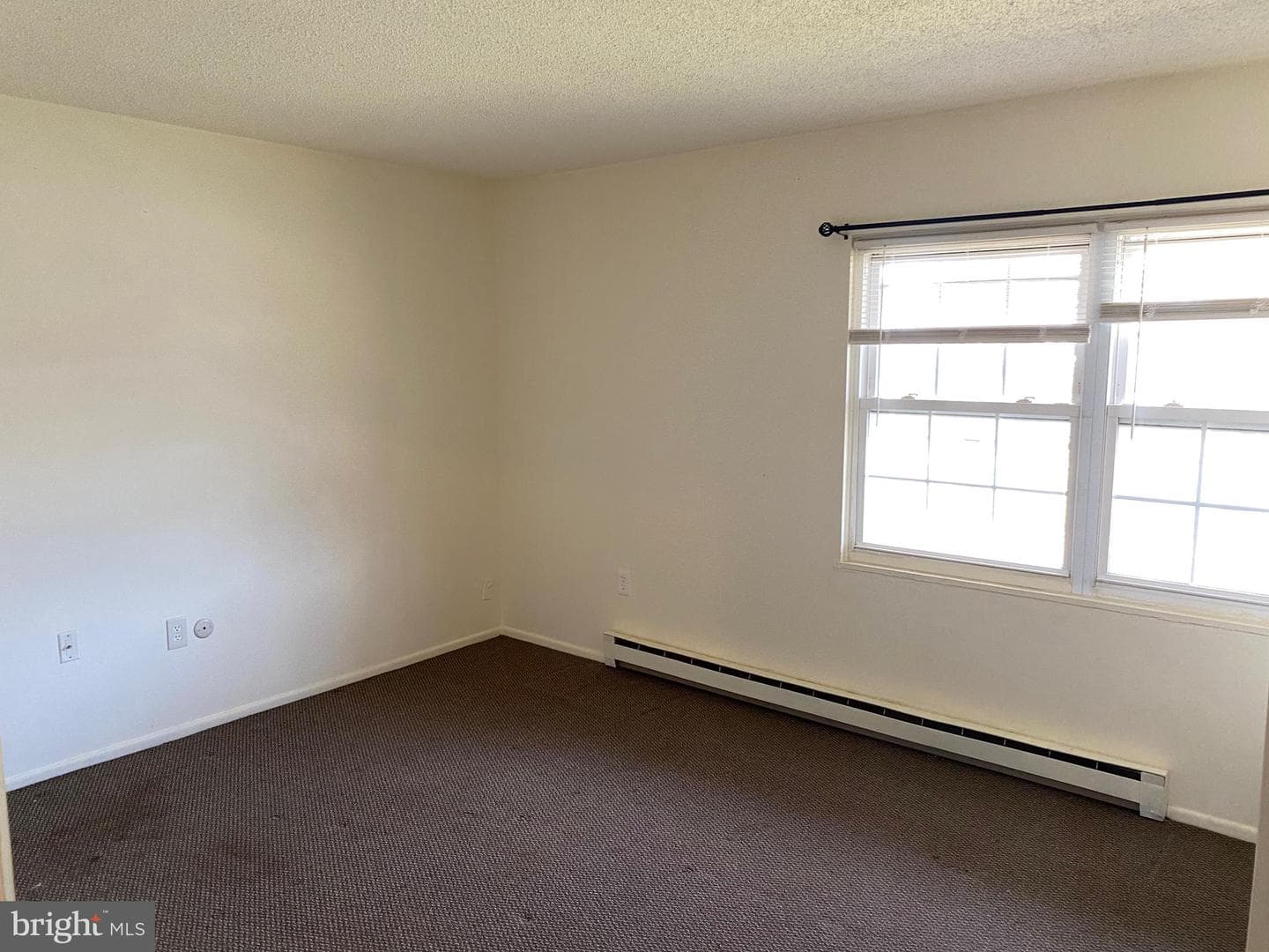 349 W Ridge Street photo 29