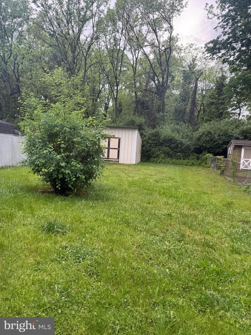 349 W Ridge Street photo 9
