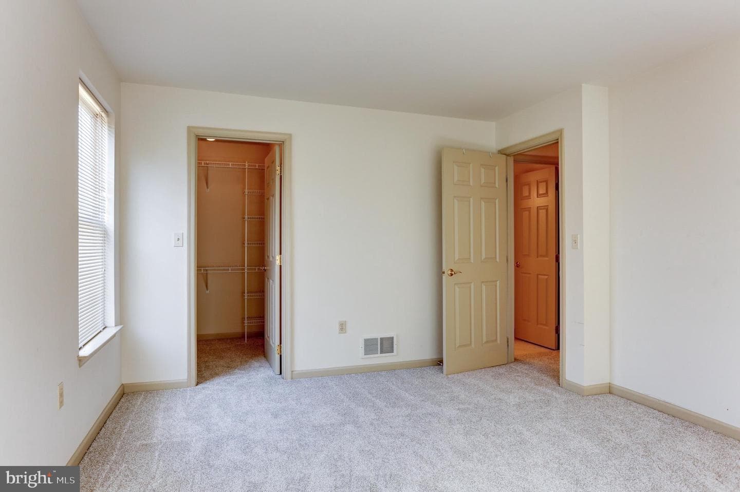 5225 Cobblestone Drive photo 15